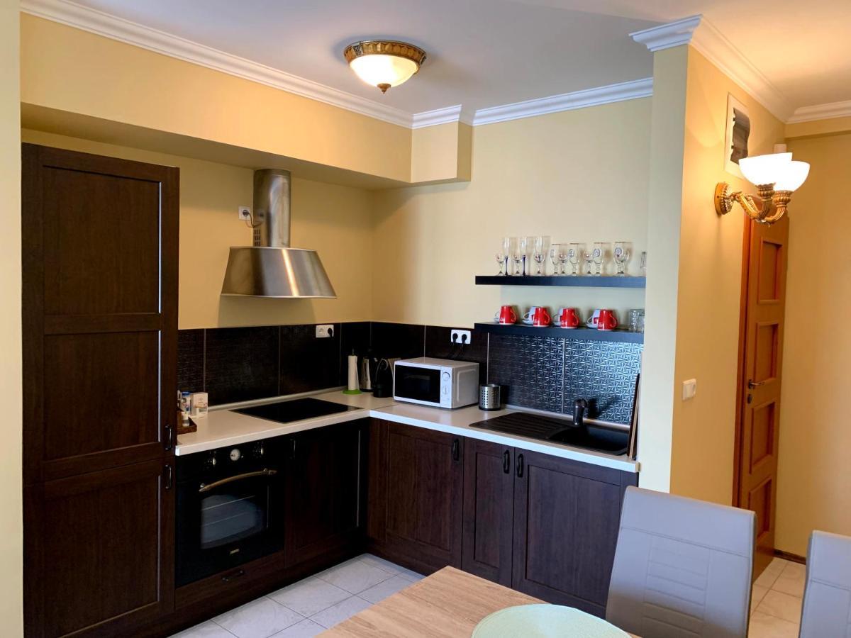 Lakeside Luxury Apartment Zamardi Luaran gambar