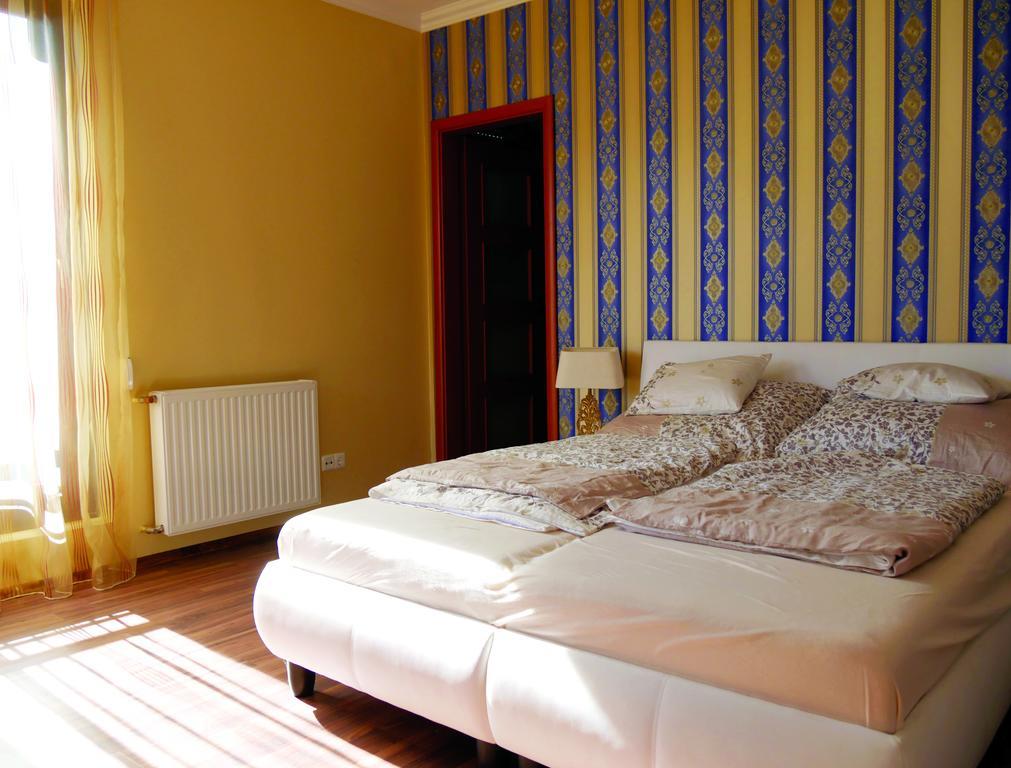 Lakeside Luxury Apartment Zamardi Luaran gambar